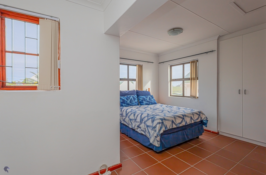4 Bedroom Property for Sale in Country Club Western Cape